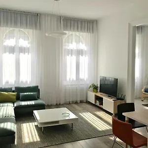 דירה Paulay, בודפשט